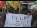 Au protestat cu harbuji in fata sediului PLDM
