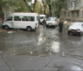 Doua femei ranite dupa ce microbuzul in care se aflau a fost lovit in plin de o Lada!