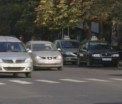 Atentie, soferi! De maine masinile vor circula cu farurile aprinse zi si noapte