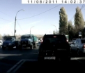 Rosu, dar nu pentru toti. VEZI cum doua camioane au fost surprinse trecand pe rosu
