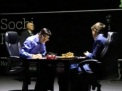 Norvegianul Magnus Carlsen a devenit campion mondial la sah pentru al doilea an consecutiv