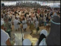 Arunca flori in mare pentru a avea noroc. Zeita Apei, sarbatorita in Brazilia