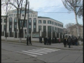Noi proteste in fata Ambasadei Federatiei Ruse: "Putin Vova, ia-ti armata din Moldova!"