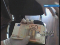 "200 de euro si poti scapa de raspundere". Politist din Soldanesti retinut in timp ce primea bani de la un cetatean