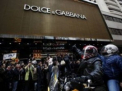 Dolce & Gabbana a blocat o strada din Hong Kong. Decizia retailerului a infuriat 1.000 de oameni