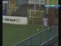 Performanta unica in fotbal! A marcat doua goluri intr-un meci direct din corner!