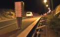 VIDEO. Cea mai tare farsa pe care poti sa o faci unui sofer. Pana te prinde politia...