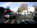 Camera de bord: Acelasi BMW, de doua ori la rosu