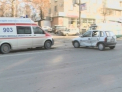 O ambulanta care transporta un nou-nascut a intrat intr-o masina cu numere diplomatice!