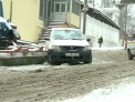 Trafic infernal in capitala! Zapada a provocat mari batai de cap soferilor. Mai multe masini avariate