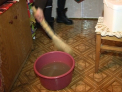 Inundatii fara ploi! Locatarii mai multor blocuri din Chisinau, cu apa in casa! Ce spune Apa-Canal