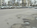 Pe strada Maria Dragan din capitala drumurile se repara fara autospeciale! Vezi cum e posibil