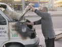 Un microbuz a luat foc din mers in sectorul Rascani al Capitalei!