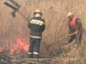 Incendiu de vegetatie in Chisinau! Pasunile de pe strada Albisoara si soseaua Balcani, arse in intregime