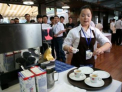 China, noul miraj. De ce vor producatorii de cafea sa-i convinga pe asiatici sa renunte la ceai