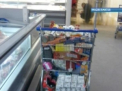 Moldovenii, cuprinsi de ISTERIA SCUMPIRILOR, au golit rafturile mai multor magazine din capitala: "S-au scapat la foame"