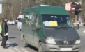 Opriti numai in statie! Cum au incercat administratorii rutelor de microbuze sa-i disciplineze pe pasageri