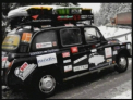 Au facut inconjurul lumii cu taxiul. 3 britanici vor sa bata un nou record. Ce peripetii au avut in Moldova
