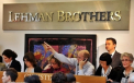Bancherii de la care a pornit dezastrul. Ce bonusuri a dat Lehman Brothers inainte sa "moara"