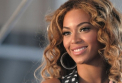 Beyonce - tinuta spectaculos de transparenta la Gala MET. Asta da aparitie de diva!