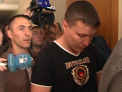 Politisti retinuti in flagrant delict in timp ce luau 10.000 de dolari mita!