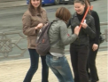 Si-au dat pumni in plina strada! Cum a incercat un grup de studenti sa combata violenta din scoli