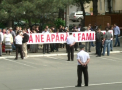 Protest cu scandal in fata Parlamentului. Musuc: AIE vrea sa intram in UE cu fundul inainte! VIDEO