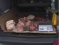 Carne vanduta in mijlocul drumului la aproape 40 de grade Celsius! Sanepidul, indiferent!