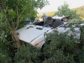 FOTO. Accident tragic la Calarasi. Copil de 10 ani, mort dupa ce masina in care se afla s-a izbit de un copac