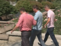 VIDEO DE MILIOANE. Avocat fugarit de ofiterii de la anticoruptie.
Cerea mita pentru mama sa procuror