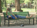 60 de grade la soare, pe santier - 130! Cum au indurat moldovenii cea mai fierbinte zi din 2012