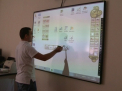 Iesitul la tabla nu va mai fi un chin pentru elevi. Tablele interactive au ajuns si la noi in tara