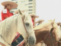 Pe cai in costume nationale. 130 de femei din Guadalajara au stabilit un nou record mondial