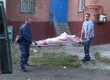 S-a aruncat de la etajul 15. Tanar de 26 de ani, gasit mort in preajma unui bloc de la Telecentru