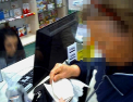 Moldovenii, saritori la nevoie! Ce faci daca vrei sa cumperi un medicament, dar nu ai reteta