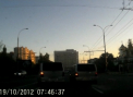3 incalcari pe minut. Pe strada Ciuflea nu exista reguli in trafic. Dovada o vezi in VIDEO