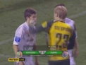 Scene de box pe terenul de fotbal! Uite cum l-a executat pe adversar un portar din Ucraina