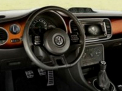 VW Beetle editie speciala, semnata cu unul dintre cele mai mari branduri din lume. FOTO