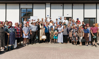 O piață agricolă ca la casele mari! Producătorii de fructe și legume, carne sau produse lactate din raionul Cahul își vând marfa în piața din satul Colibași care a fost modernizată cu suportul UE - VIDEO