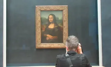 Biletele la Muzeul Louvre se scumpesc cu aproape 50% pentru o categorie de turiști: cine va plăti mai mult ca s-o vadă pe Mona Lisa