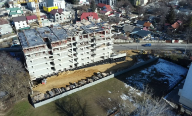 Deși ar fi construit ilegal, mai mult de jumătate din apartamentele unui blocul de pe strada Testimițeanu din capitală au fost vândute - VIDEO
