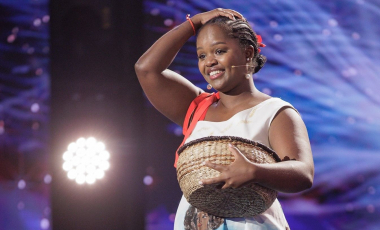 Moldovenii fac senzație la Românii au Talent. Moldoveanca originară din Madagascar, Elisoa Cynthia, a primit patru de DA pentru prestația sa unică - VIDEO