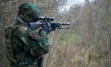 Procurorii din Milano anchetează cetățeni italieni acuzați că, în timpul războiului civil din Bosnia, au plătit soldați sârbi să ucidă civili „de distracție”, fiind cunoscuți ca „lunetiști de week-end” - VIDEO