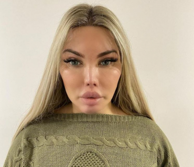 Jessica (Rodrigo) Alves, fara machiaj dupa ce s-a transformat din Barbatul Ken in Papusa Barbie