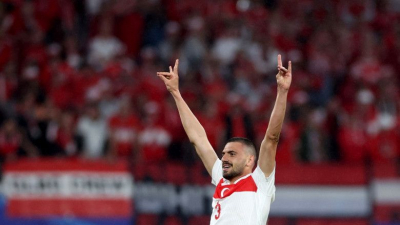 EURO 2024. „Nu are ce căuta pe stadioane”. Fotbalistul turc Demiral e anchetat pentru un gest care are legătură cu extrema dreaptă