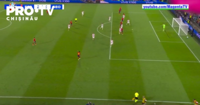 Arbitru surpriză pentru finala de la EURO dintre Spania și Anglia. UEFA a anunțat că centralul ales să conducă marea finală este un francez de 35 de ani - VIDEO