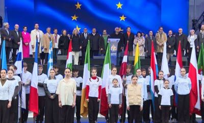 Ziua Europei, marcată în Piața Marii Adunări Naționale cu ambasadori, bucate și speranțe pentru viitorul european al Moldovei - VIDEO
