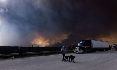 Fumul degajat de incendiile violente din Canada a ajuns în Europa. Ce arată datele Copernicus