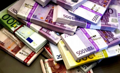 Curs valutar BNM pentru 4 iunie. Cât costă astăzi un euro și un dolar - FOTO
