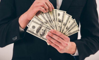Curs valutar BNM pentru 9 iunie. Cât costă astăzi un euro și un dolar - FOTO

